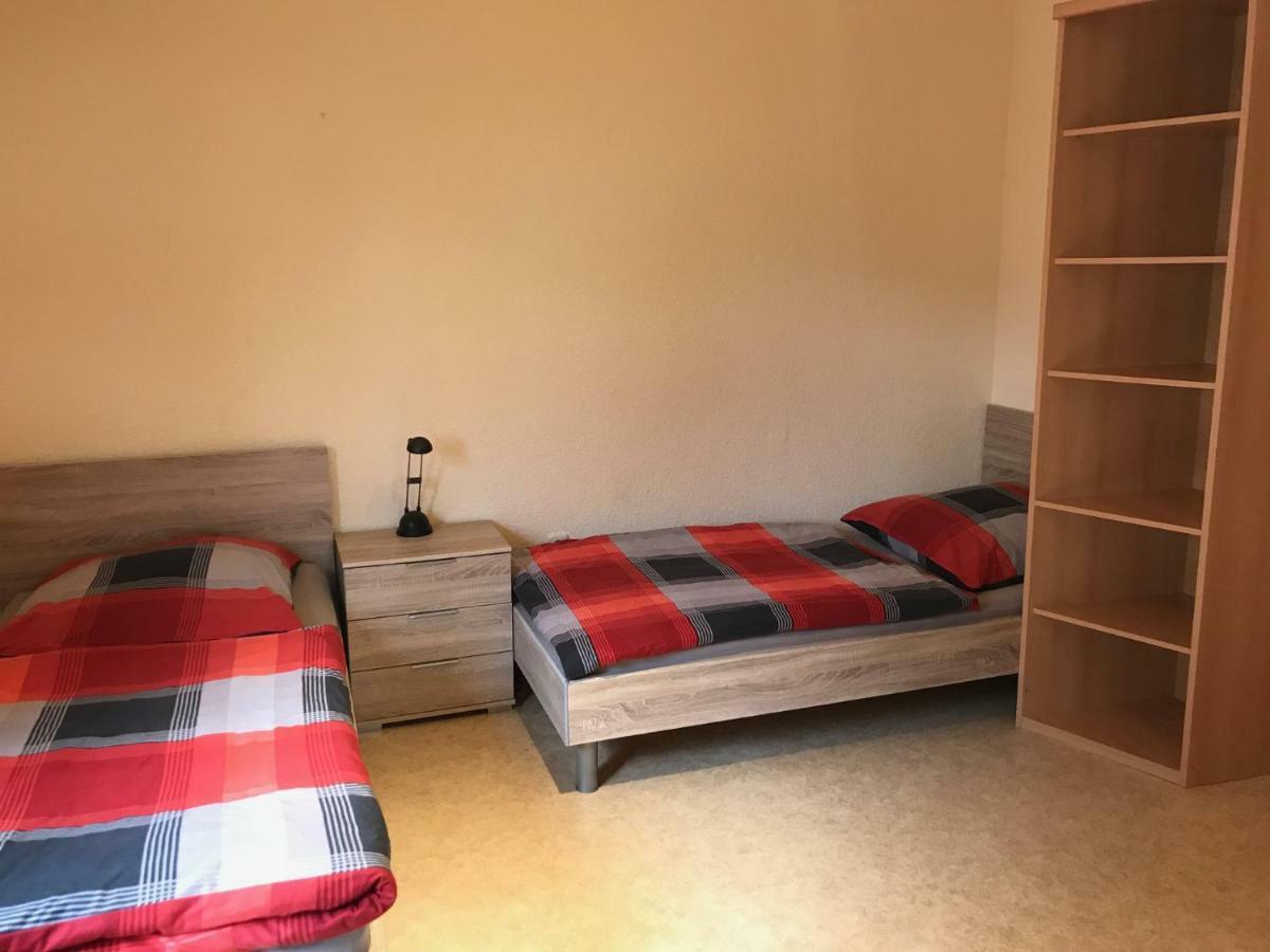 Messe Cgn/Dus Grossraeumige Wohnung In Guter Verkehrslage 勒沃库森 外观 照片